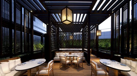 Hakkasan Dubai’ye Amerikan Sertağaçlarının Olağanüstü Kullanımı Ödülü