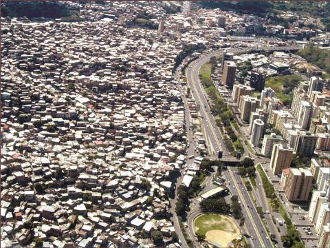“Artık Mimarların Görevi Büyümeyi Doğru Öngörebilmek”