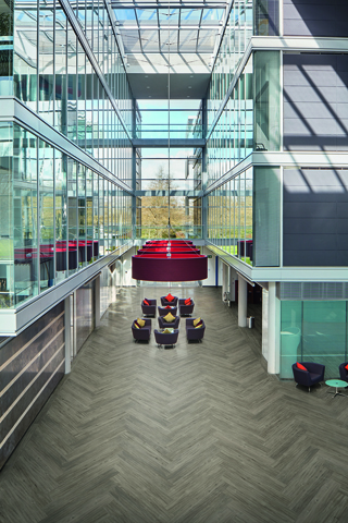 PETRA The Flooring Co’dan LooseLay ile Özgür Mekanlar