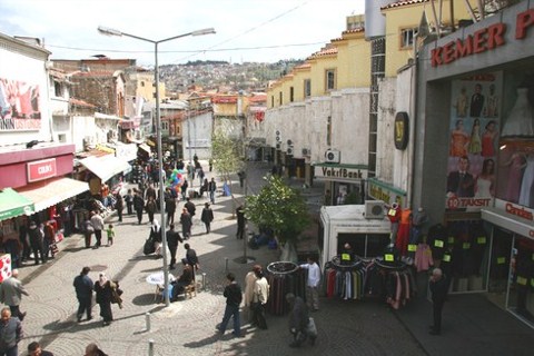 Kemeraltı Çarşısı Üst Örtü ve Kent Mobilyaları Ulusal Fikir Yarışması Sonuçlandı
