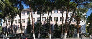 "Bruno Taut - Berlin'de Renkli Yapıların Ustası"