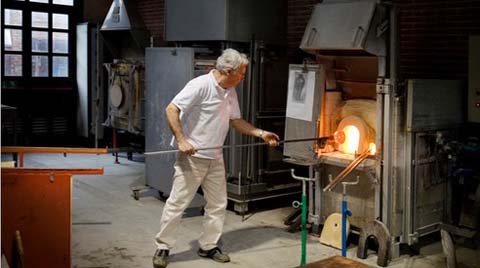 Camcılık Öldü, Yaşasın Turizm