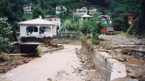 ''Bilimin Dediklerine Saygı Duyulsa Bu Tür Felaketler Olmaz''