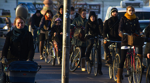 Bisikletçilerin Şehrinde Yayaya Yer Yok