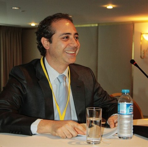 Yeni Bir Adımın Eşiğindeki Çimento Sektörü için 'Temkinli' Bir Okuma